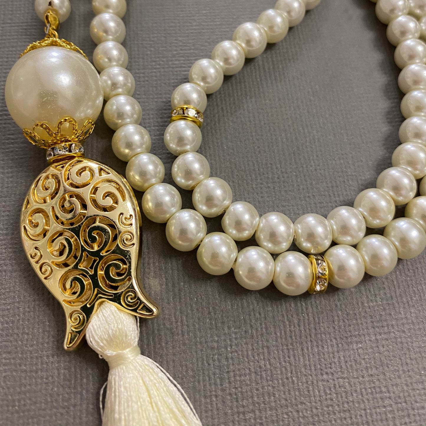 Pearl Gold Medal Rose Bead