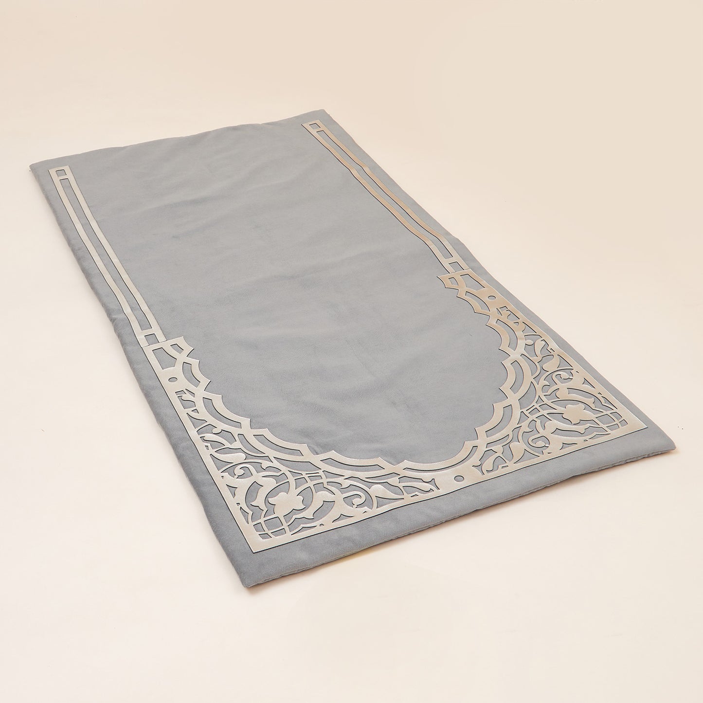 Neoclassic Silver Arch – Prayer Carpet