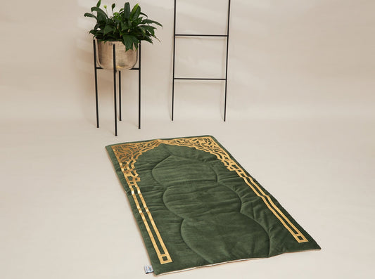 Neoclassic Golden Arch – Prayer Mat